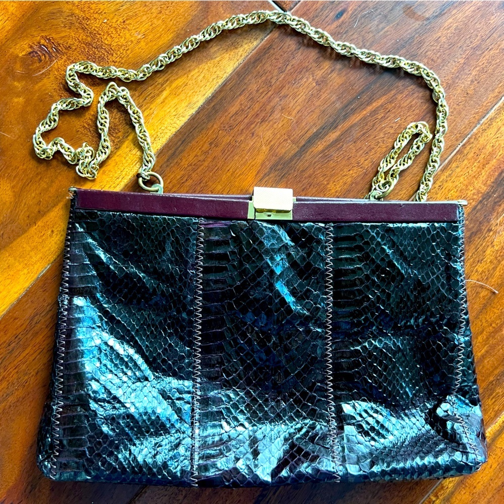 Vintage leather clutch mob Wife style
